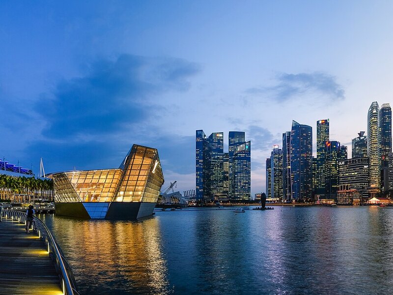 Marina Bay Singapore skyline at dusk